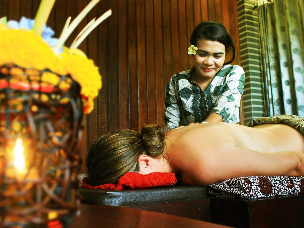 Hotel Shri Ganesh Lovina  Ngoại thất bức ảnh